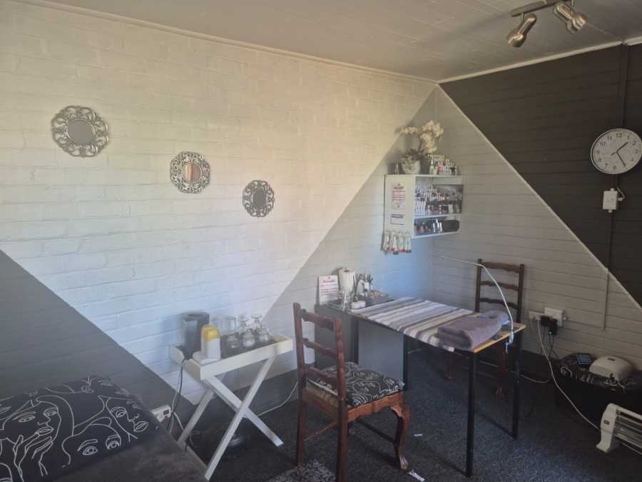 4 Bedroom Property for Sale in Fichardt Park Free State